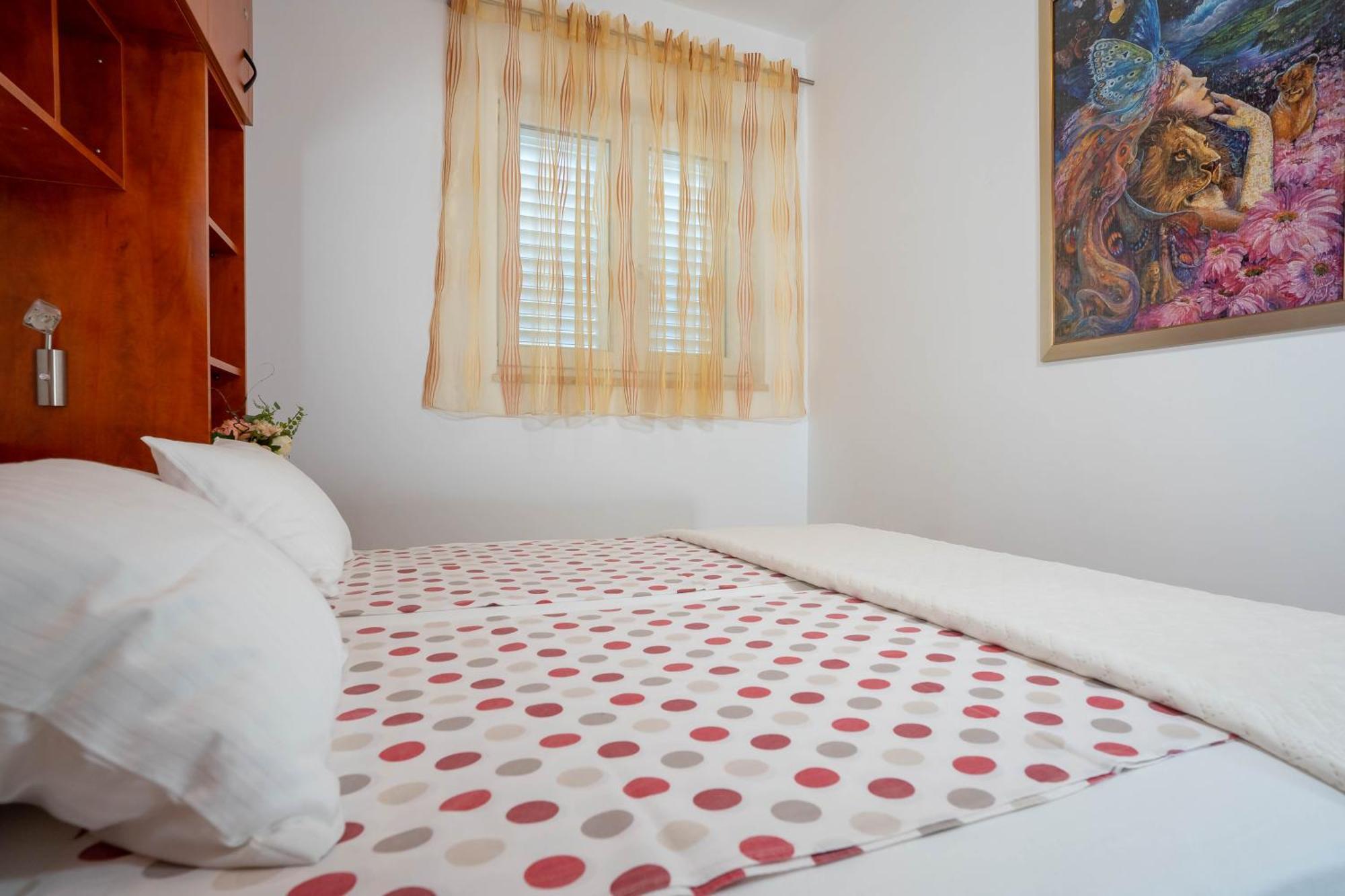 מאקרסקה Apartments Angela מראה חיצוני תמונה